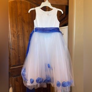 Girls dress size 6
